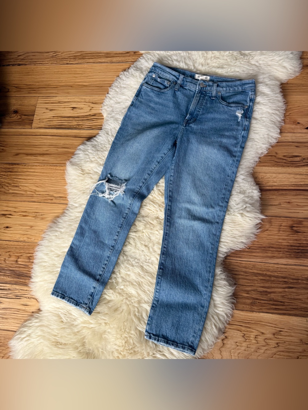 Madewell The Mid-Rise Perfect Vintage Jean Distressed Size 28